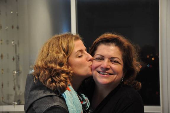 Celebrando com a mãe a festa de aniversário, em Curitiba, no Paraná